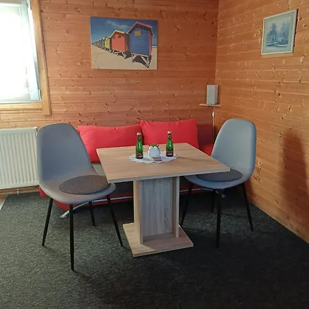 Isla 4 * Elmenhorst/Lichtenhagen